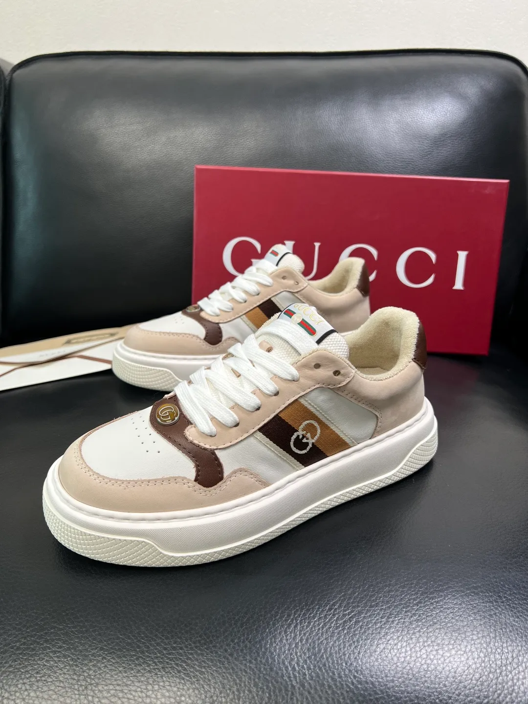 Men's shoes 💰780 Gucci high quality top crafts Gucci counter new original factory configuration, imported cowhide fabric from Italy, imported cowhide lining, breathable and comfortable, sole: original factory special supply original sole super comfortable, original factory and single goods, welcome to compare, code number 38-44 (customized 45)